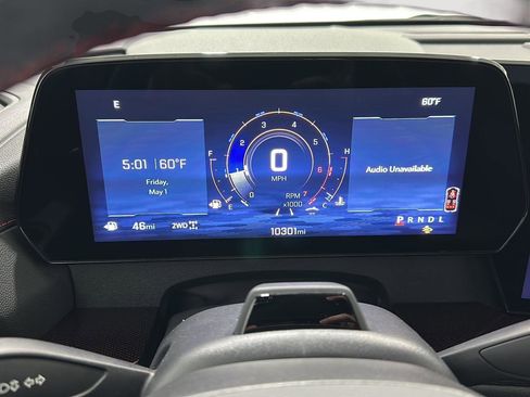 Used 2024 Chevrolet Traverse RS AWD/4WD image 10