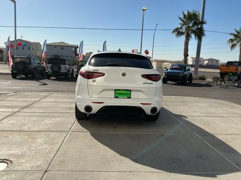 Used 2021 Alfa Romeo Stelvio Ti w/ Nero Edizione image 7