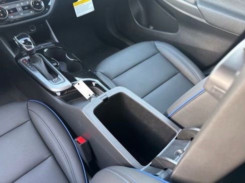 New 2026 Buick Envista Sport Touring w/ Convenience I Package FWD image 25