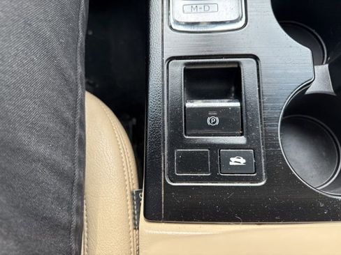 Used 2018 Subaru Legacy 2.5i Premium image 20