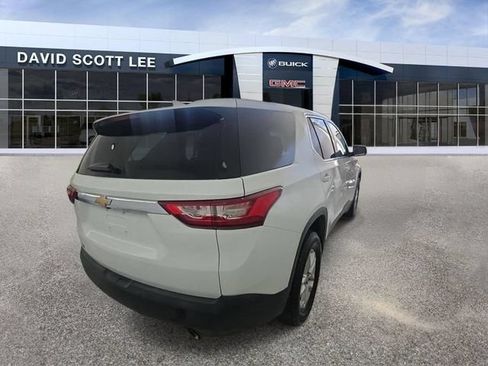 Used 2020 Chevrolet Traverse LS FWD image 4