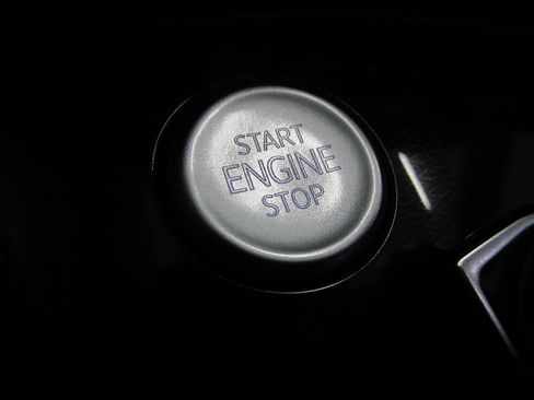 Used 2024 Volkswagen Taos S image 25