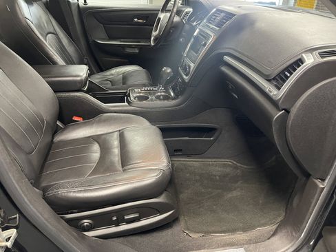 Used 2015 GMC Acadia SLT FWD image 14