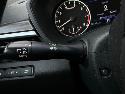 Used 2025 Nissan Altima 2.5 SV image 34