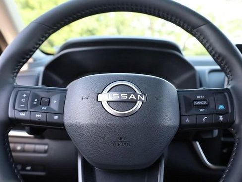 Certified 2025 Nissan Rogue SV w/ SV Premium Package FWD image 11