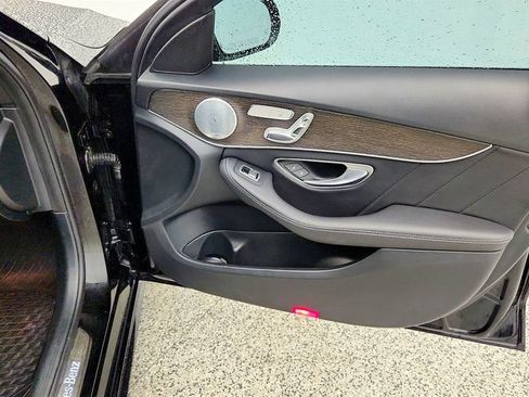 Used 2020 Mercedes-Benz C 300 4MATIC Sedan image 25