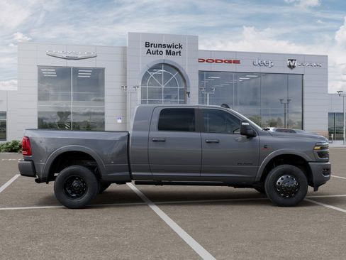 New 2026 RAM 3500 Limited image 21