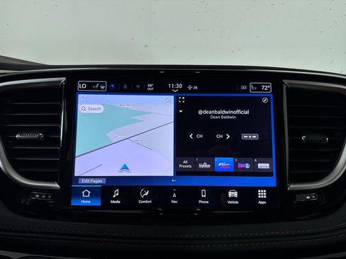 New 2026 Chrysler Pacifica Pinnacle image 8