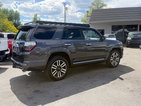 Used 2018 Toyota 4Runner Limited AWD/4WD image 88