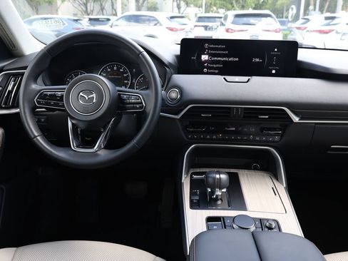 Certified 2026 MAZDA CX-90 3.3 Turbo w/ Preferred Package AWD/4WD image 24