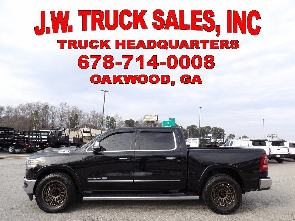 Used 2019 RAM 1500 Limited RWD image 2