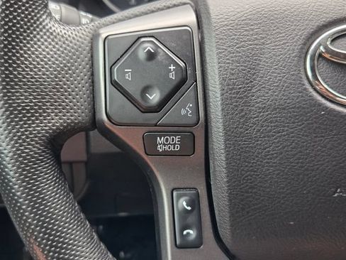 Used 2021 Toyota Tacoma TRD Off-Road AWD/4WD image 21