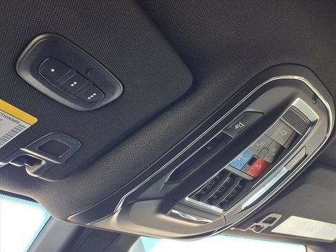 Used 2025 Jeep Grand Cherokee Limited image 62