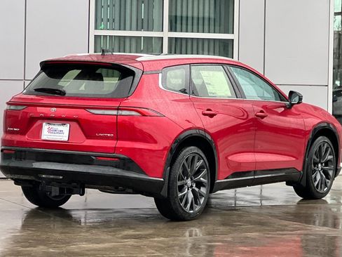 New 2026 Toyota Crown Signia w/ Advanced Technology Package image 4