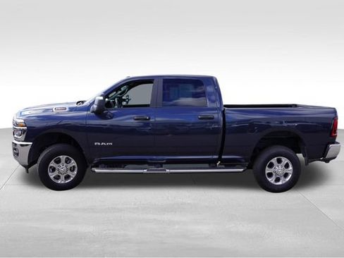 Certified 2026 RAM 2500 Big Horn AWD/4WD image 9