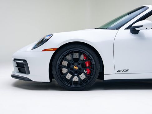 Used 2022 Porsche 911 Carrera 4 GTS image 14