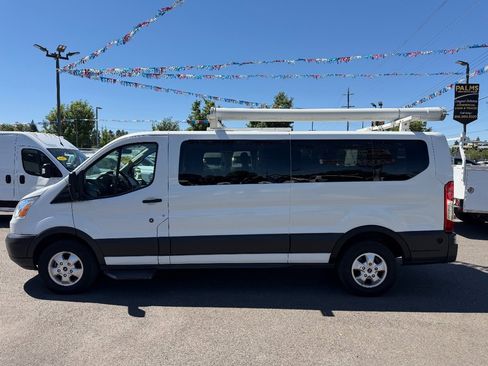 Used 2018 Ford Transit 350 XLT RWD image 4