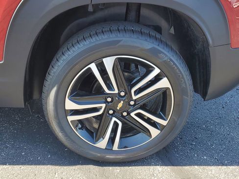 Used 2026 Chevrolet TrailBlazer LT w/ LT Cold Weather Package AWD/4WD image 5