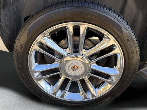 Used 2009 Cadillac Escalade AWD image 21