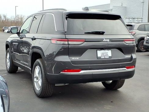 New 2026 Jeep Grand Cherokee Laredo AWD/4WD image 4