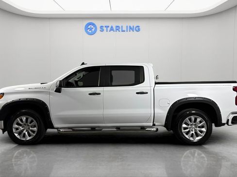 Used 2024 Chevrolet Silverado 1500 Custom RWD image 3