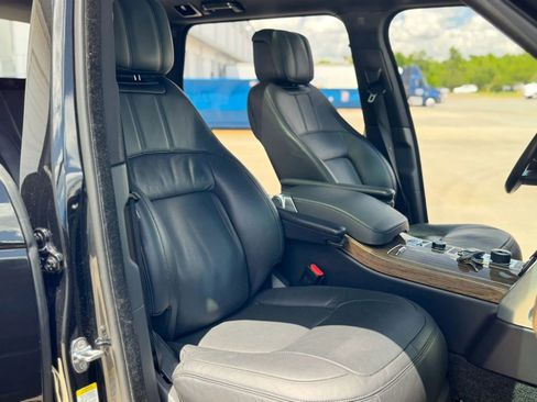 Used 2019 Land Rover Range Rover Long Wheelbase Supercharged AWD/4WD image 28