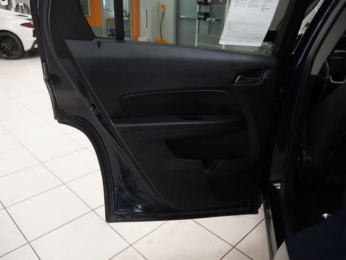 Used 2017 GMC Terrain SLE w/ Convenience Package image 23