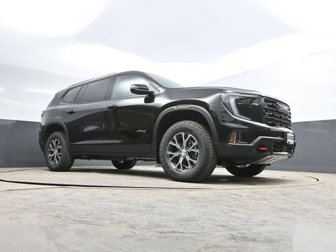 New 2026 GMC Acadia AT4 w/ Luxury Package image 32