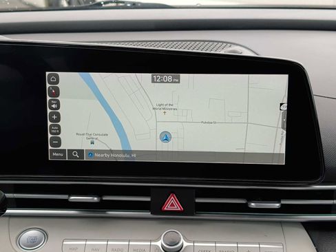 Used 2024 Hyundai Elantra Limited image 20