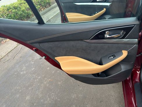 Used 2016 Nissan Maxima SR image 29