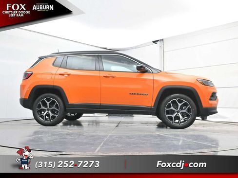 New 2026 Jeep Compass Limited image 22