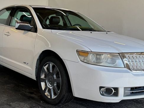 Used 2007 Lincoln MKZ Sedan 4D image 2