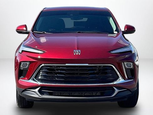 Used 2025 Buick Encore GX Preferred w/ Comfort Package image 2