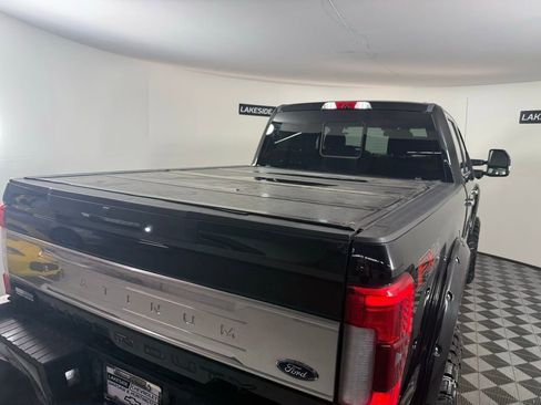 Used 2017 Ford F250 Platinum w/ Platinum Ultimate Package image 20