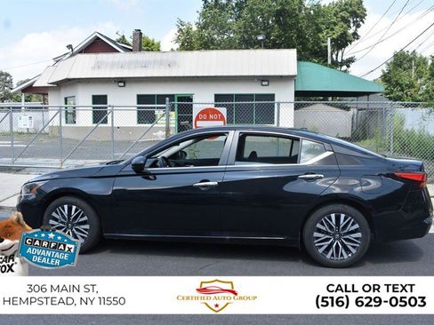 Used 2025 Nissan Altima 2.5 SV FWD image 9