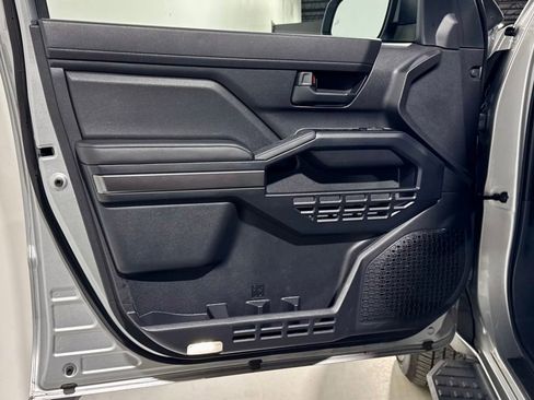 Used 2025 Toyota 4Runner SR5 image 13