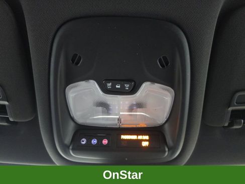 Certified 2022 Chevrolet TrailBlazer RS w/ Technology Package image 39