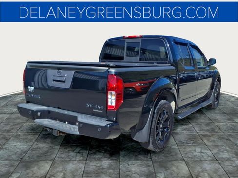 Used 2021 Nissan Frontier SV w/ Midnight Edition Floor Mats AWD/4WD image 3