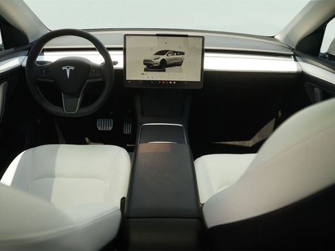 Used 2022 Tesla Model Y Performance AWD/4WD image 21
