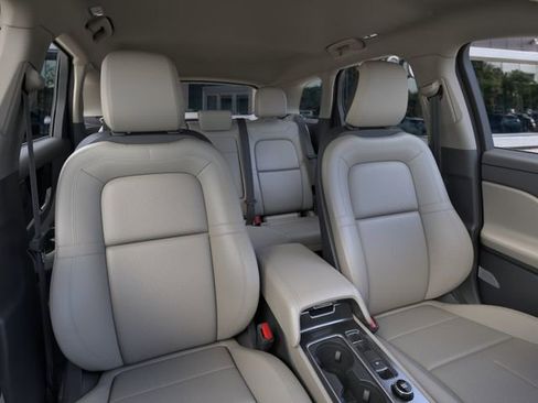 New 2026 Lincoln Corsair Premiere FWD image 11