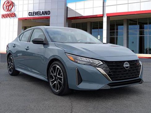 Used 2024 Nissan Sentra SR image 1