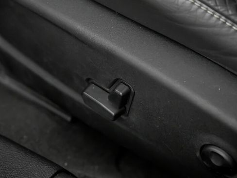 Used 2016 Dodge Charger SRT Hellcat w/ Harman/Kardon Audio Group image 24