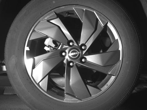 Used 2025 Nissan Rogue SV FWD image 15