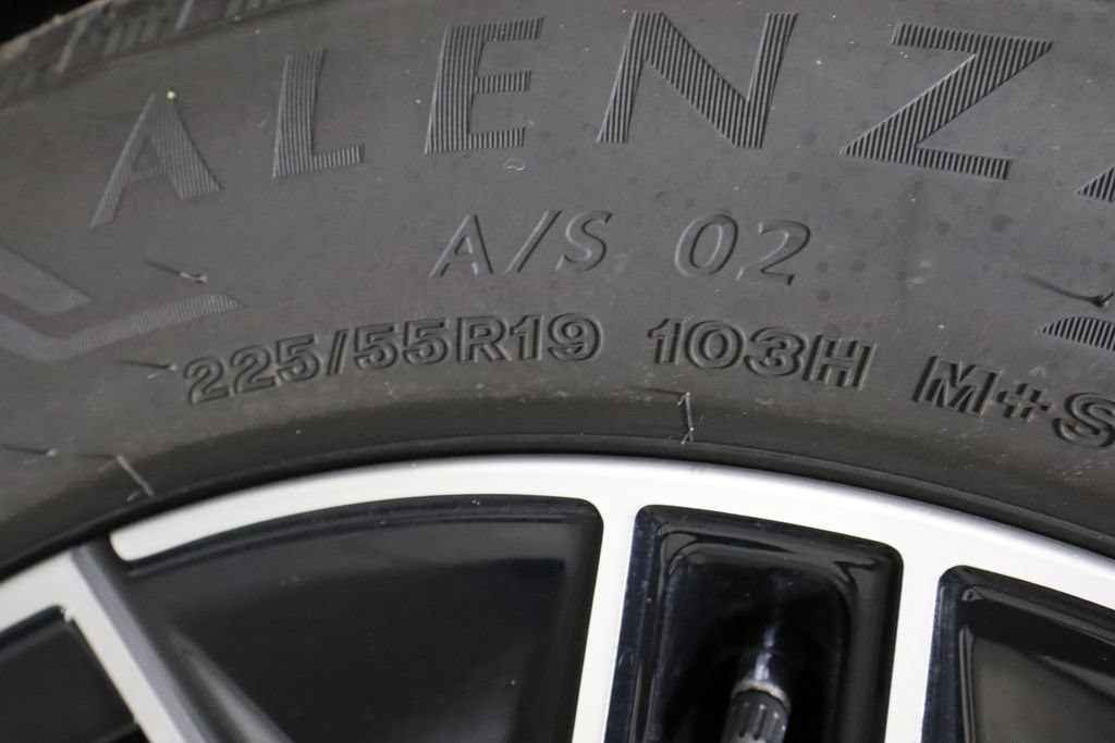 Used 2025 Ford Mustang Mach-E Premium AWD/4WD image 44