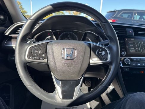 Used 2020 Honda Civic Touring image 11