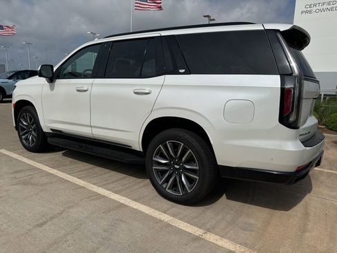Used 2024 Cadillac Escalade Sport AWD/4WD image 5