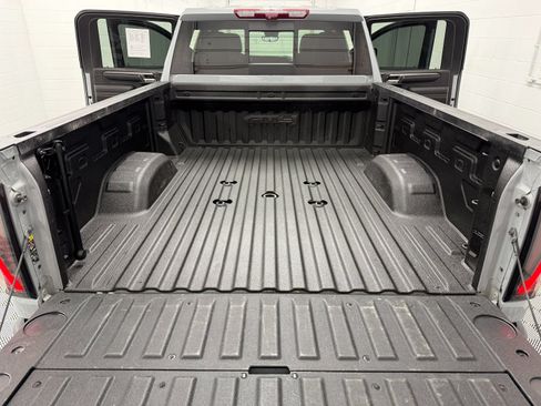 Used 2024 GMC Sierra 2500 AT4 w/ AT4 Premium Plus Package AWD/4WD image 37