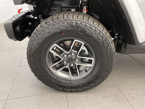 New 2026 Jeep Gladiator Mojave AWD/4WD image 8