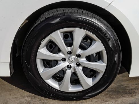 Used 2024 Toyota Corolla LE image 10