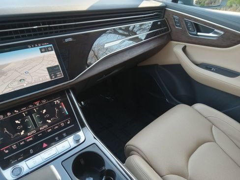 Used 2023 Audi Q7 3.0T Prestige image 19